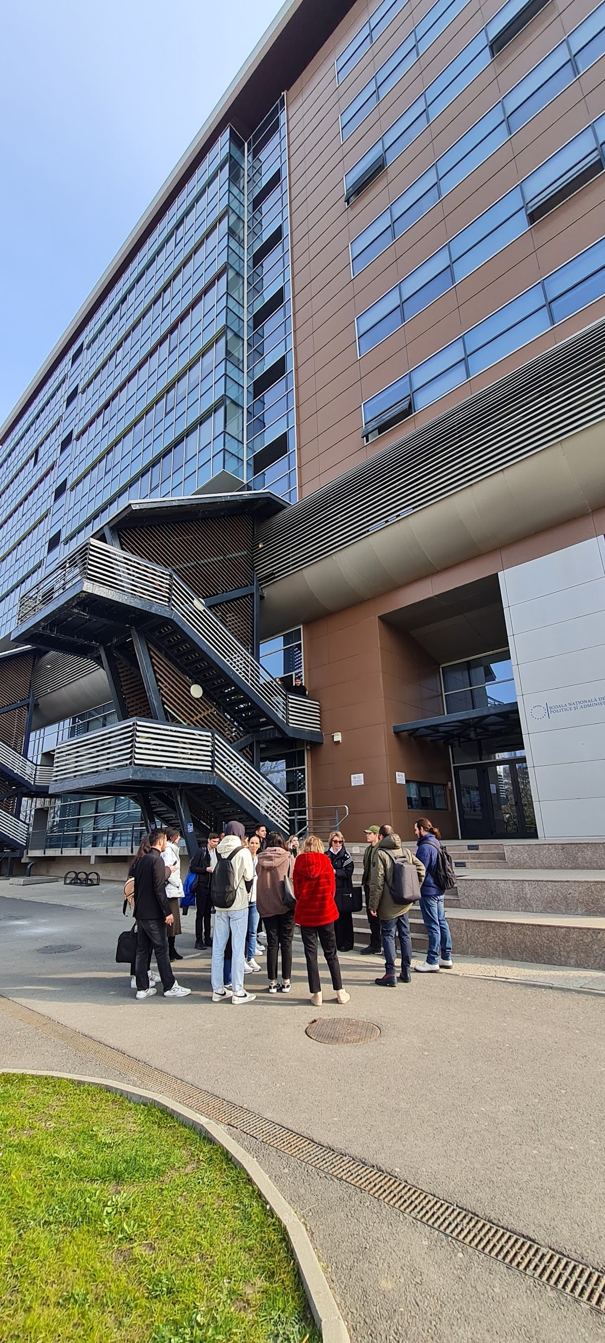 National University of Political Studies and Public Administration photo 8