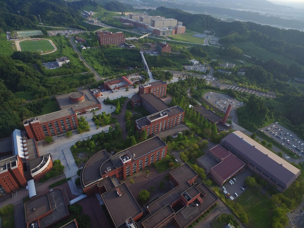 Kanazawa University photo 2