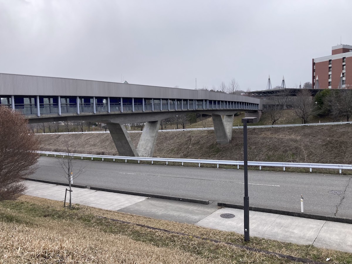 Kanazawa University photo 8