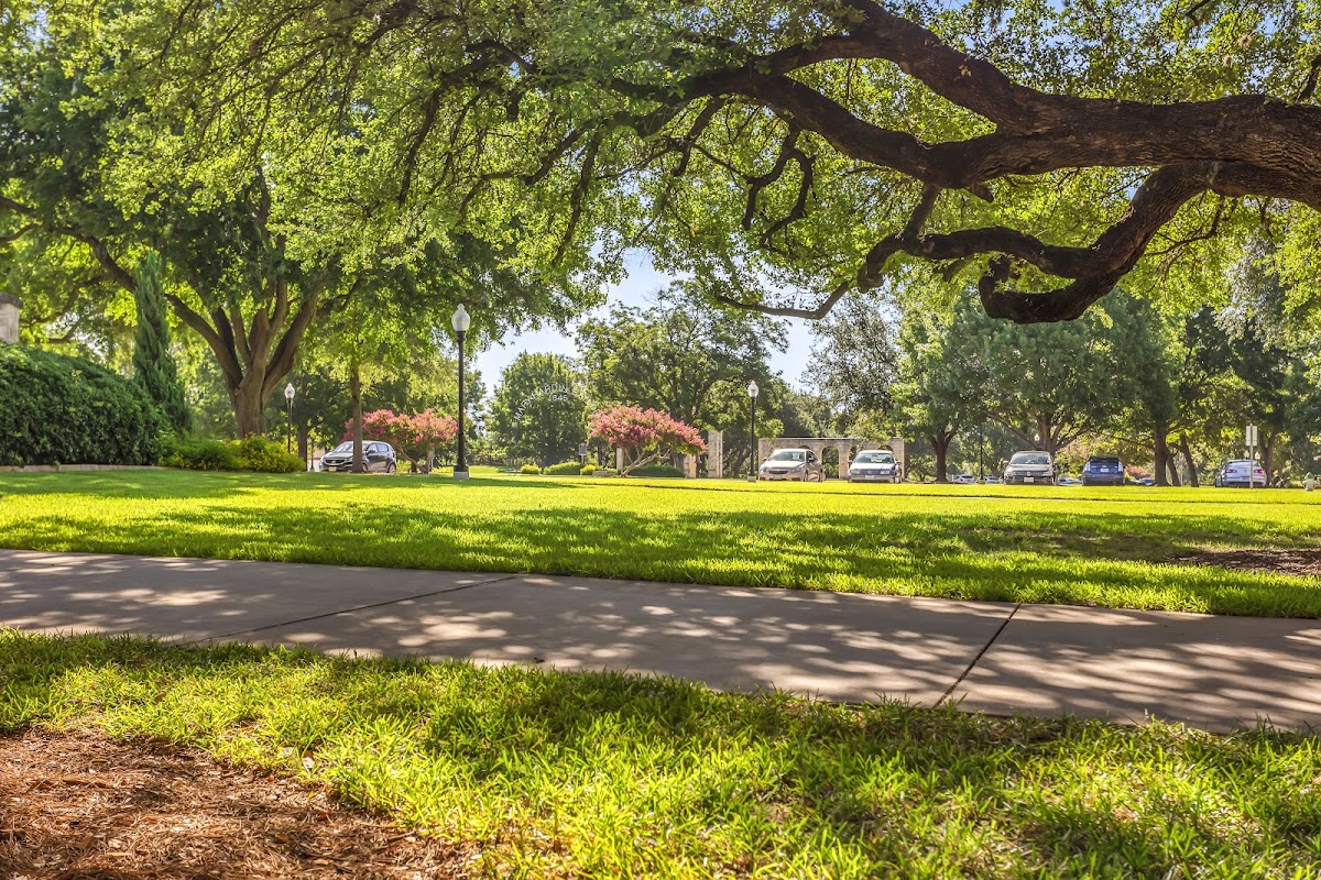 University of Mary Hardin-Baylor photo 2
