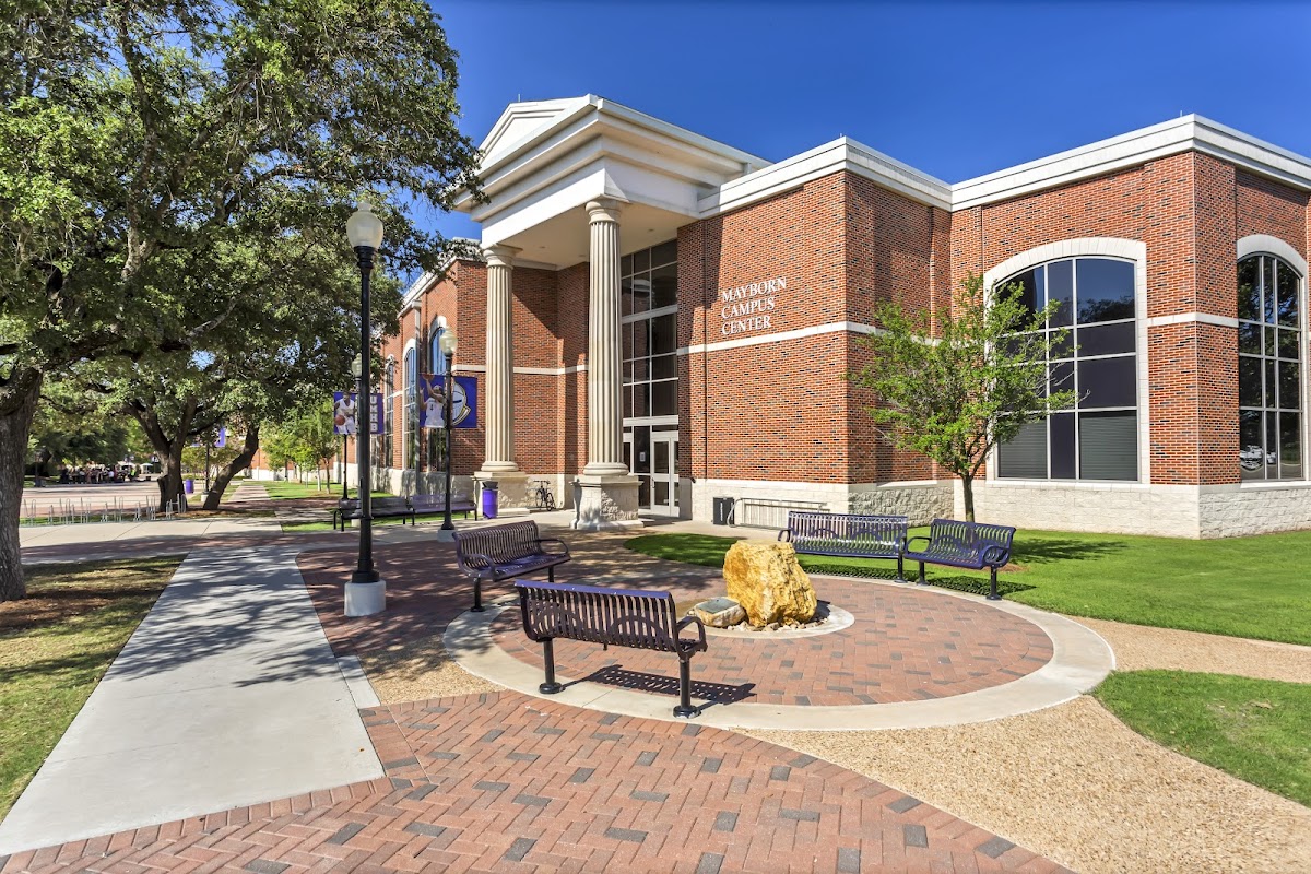 University of Mary Hardin-Baylor photo 5