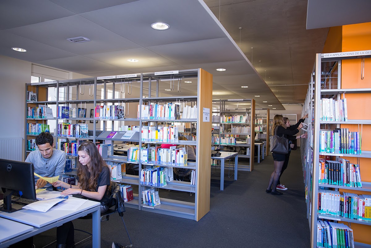 University of Toulon photo 6