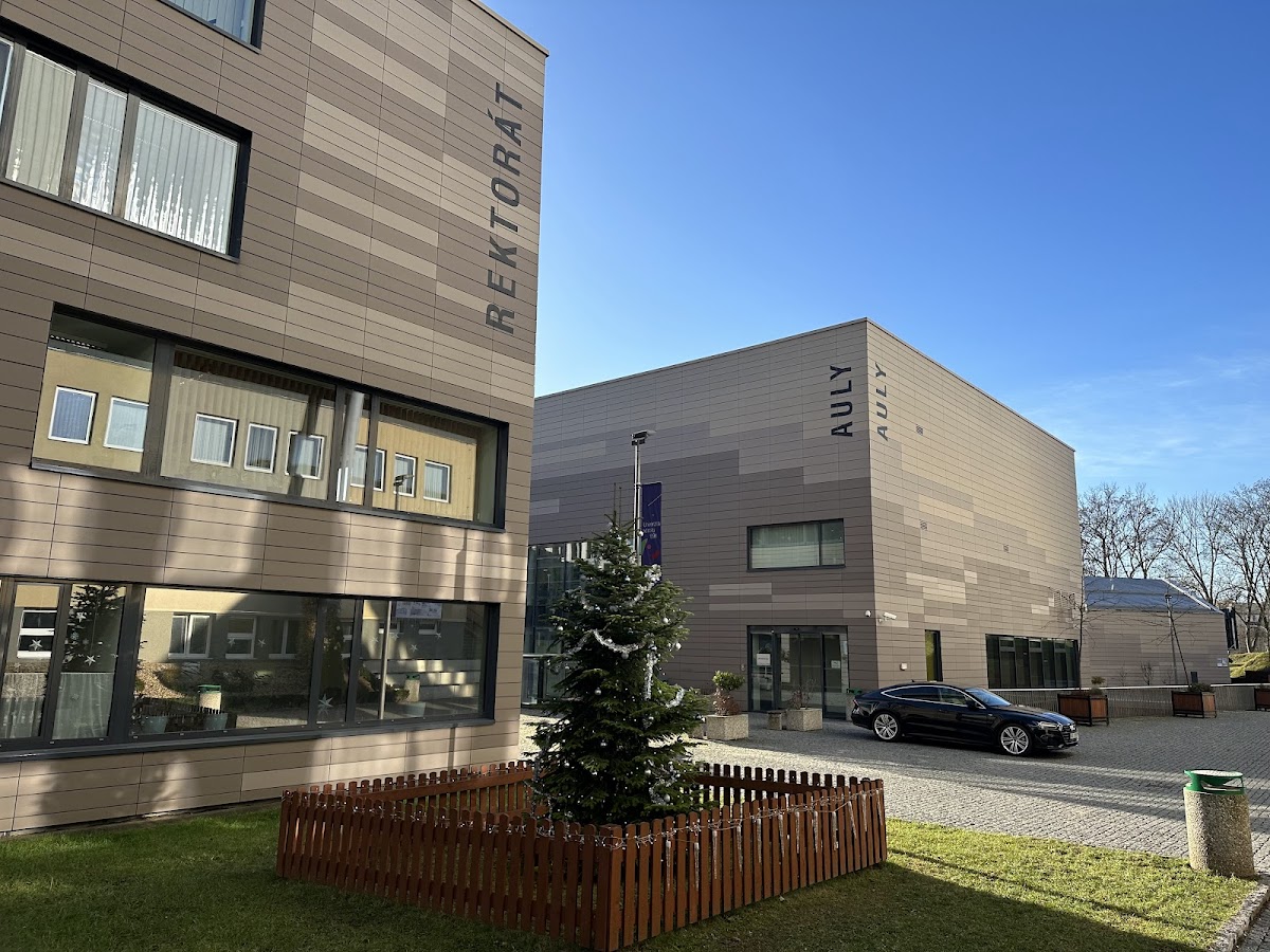 Jan Evangelista Purkyně University in Ústí nad Labem photo 7