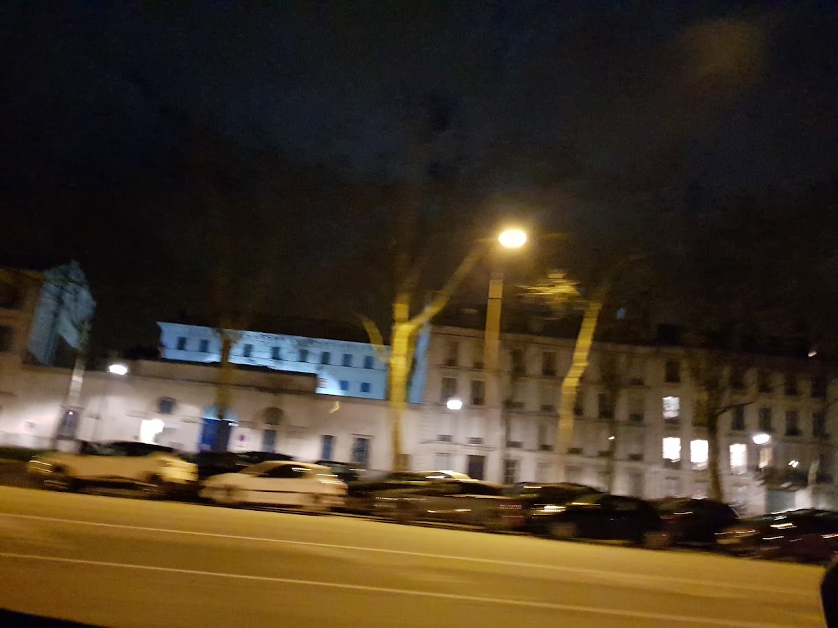 University of Versailles Saint-Quentin-en-Yvelines photo 4