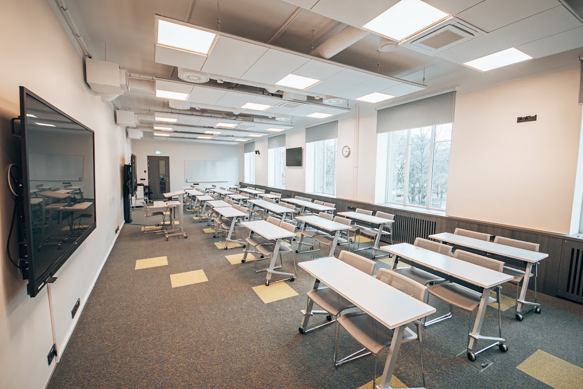 EBS Business School photo 2