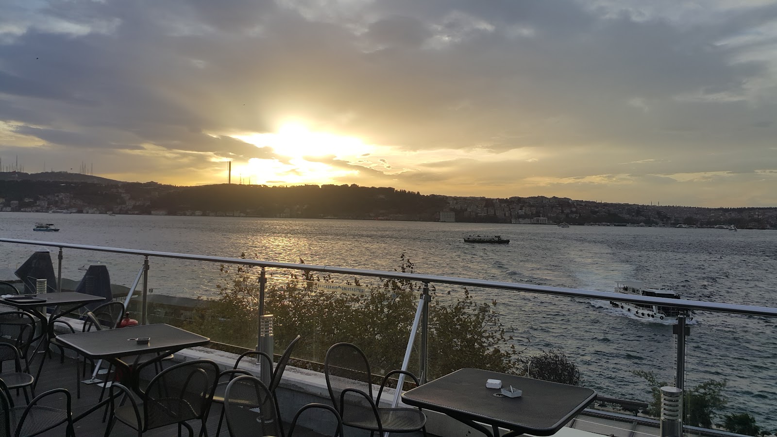 Bahçeşehir University