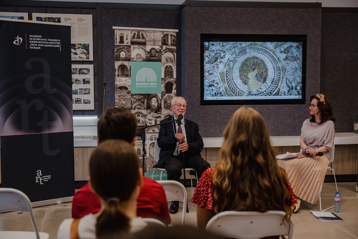 Academy of Music, Dance and Fine Arts photo 1