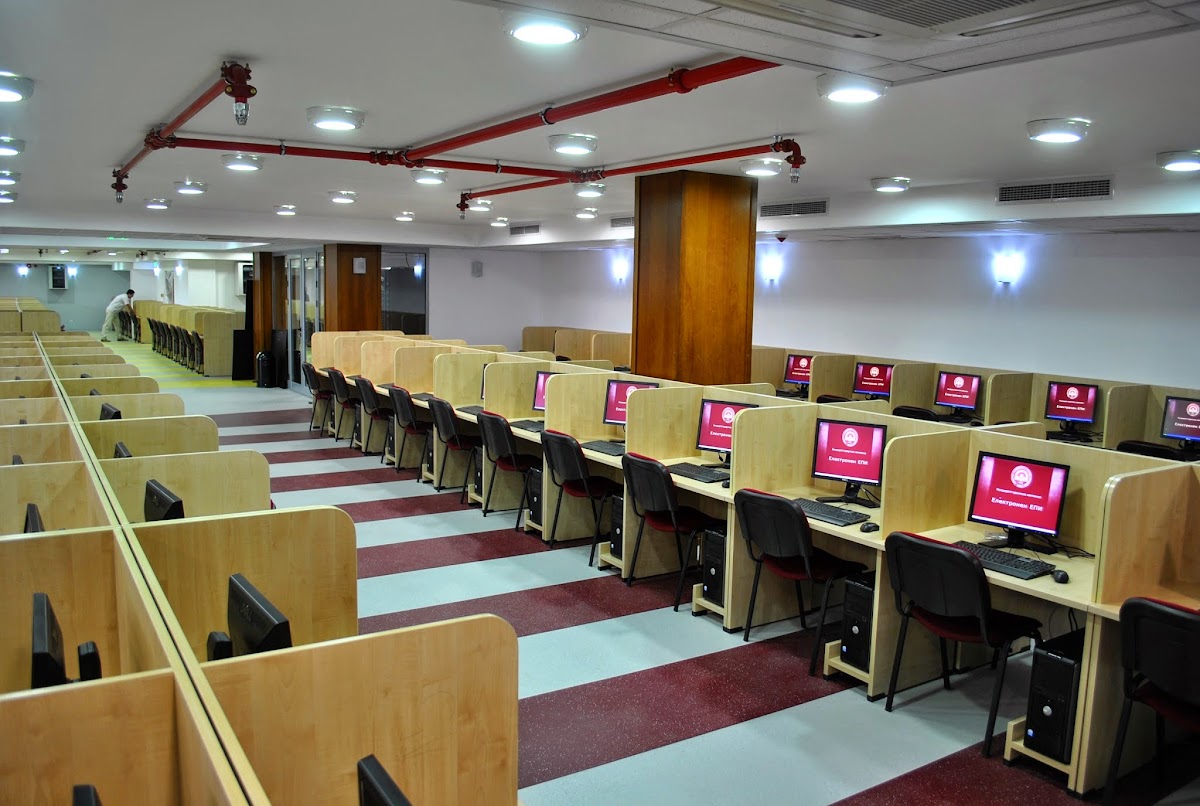 University of National and World Economy photo 2