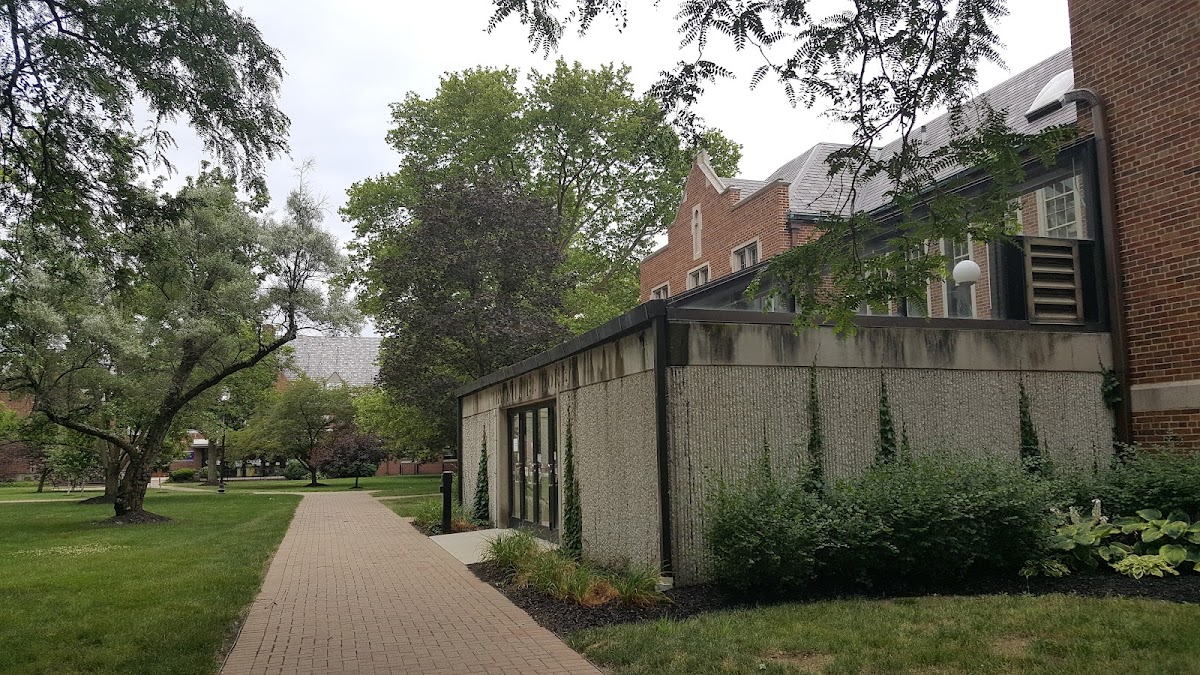 Capital University photo 1