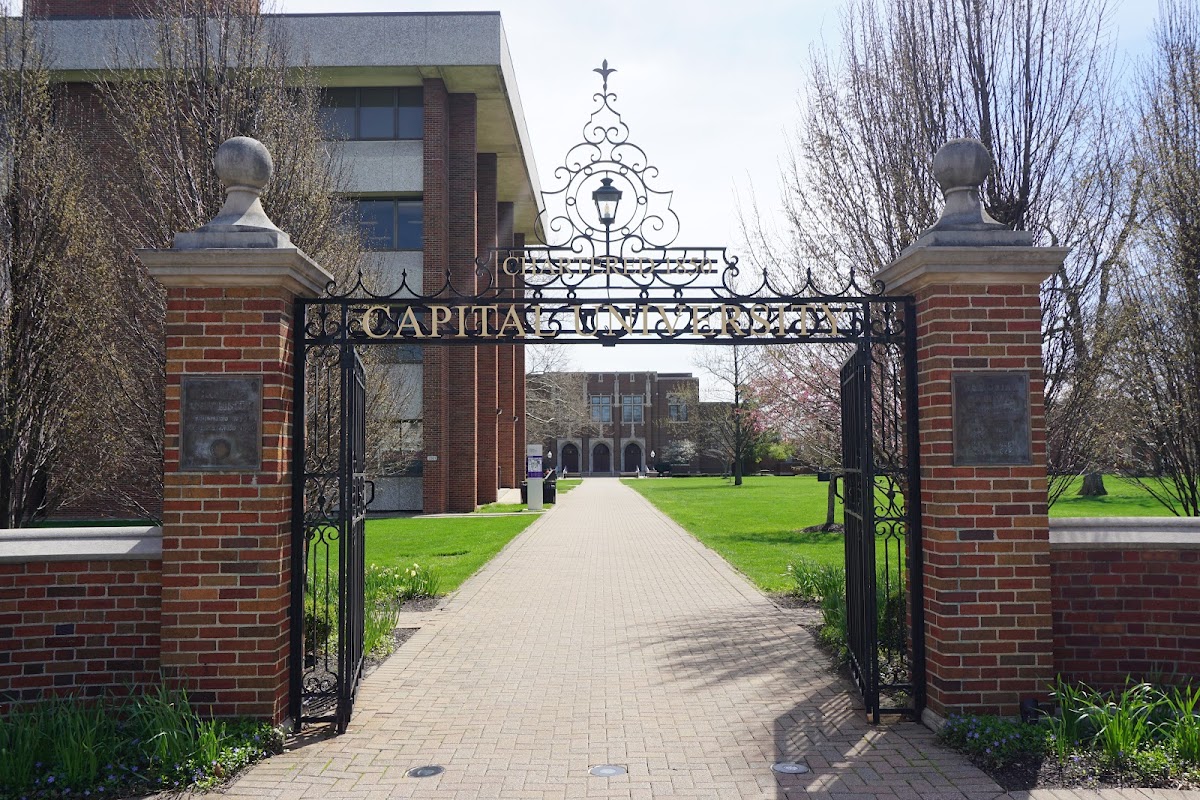 Capital University photo 3
