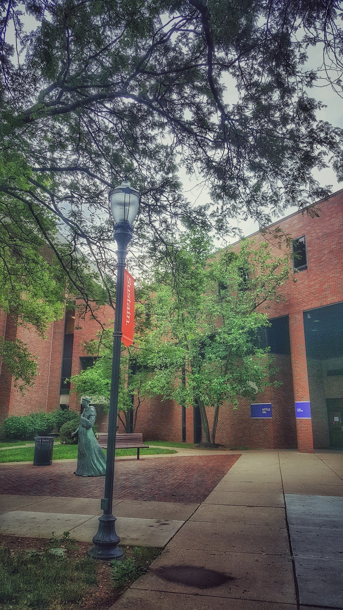 Capital University photo 9