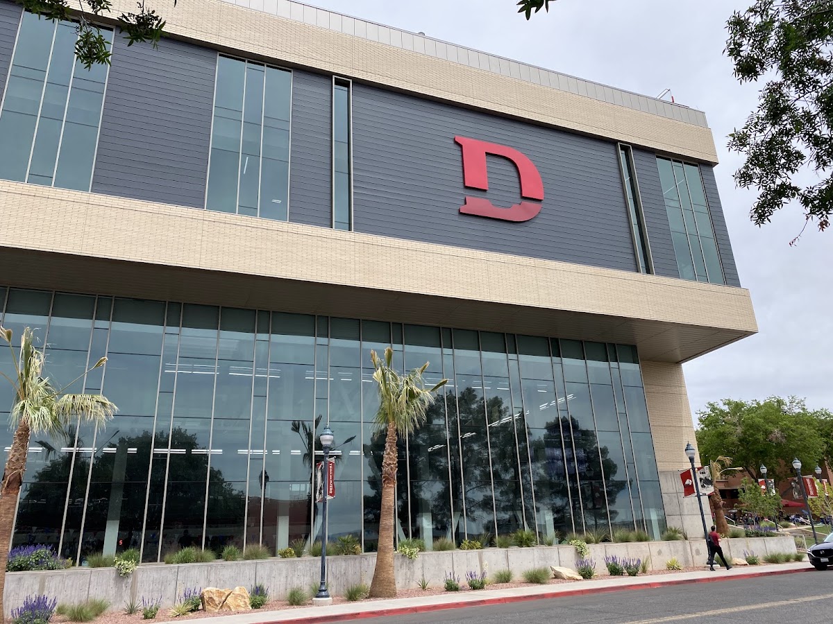Dixie State University photo 7