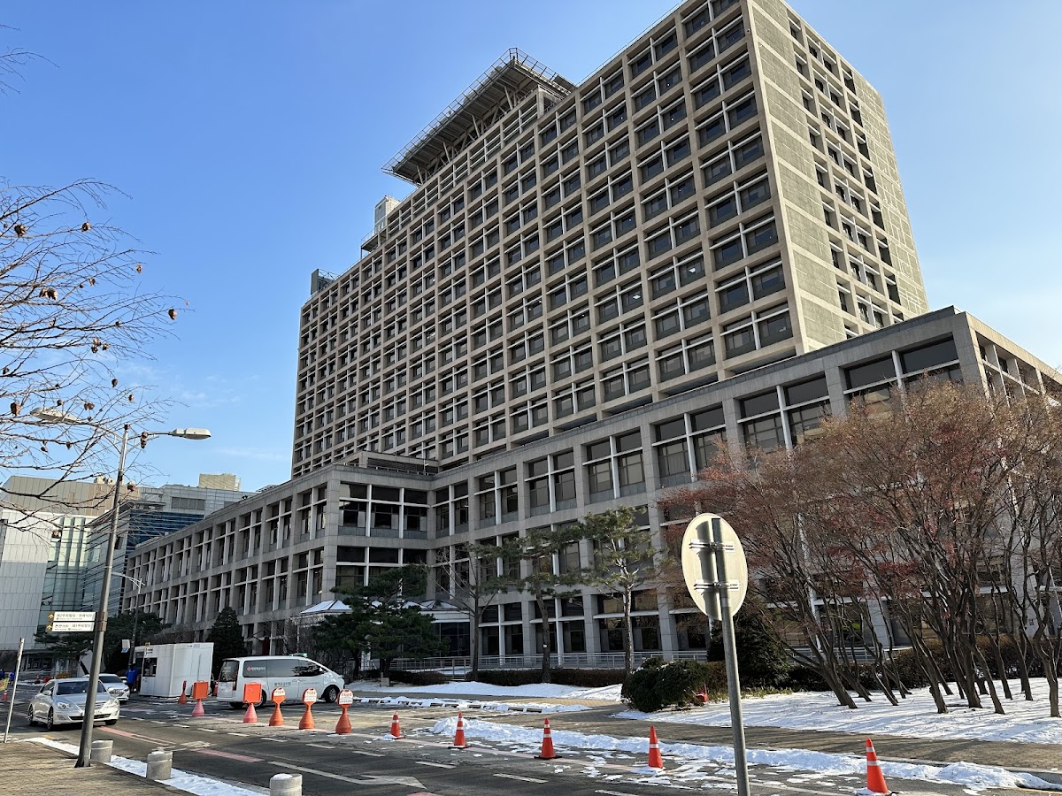 Ajou University photo 5