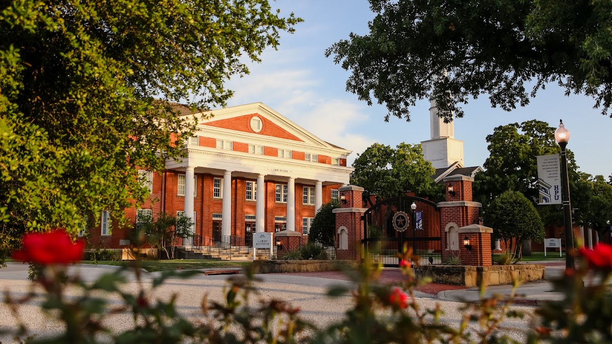 Howard Payne University photo 3