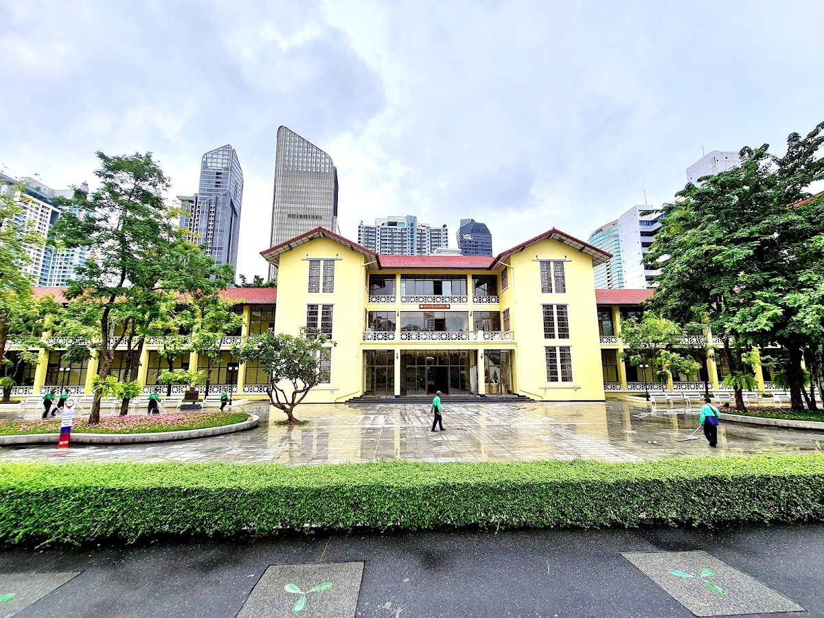 Srinakharinwirot University photo 7