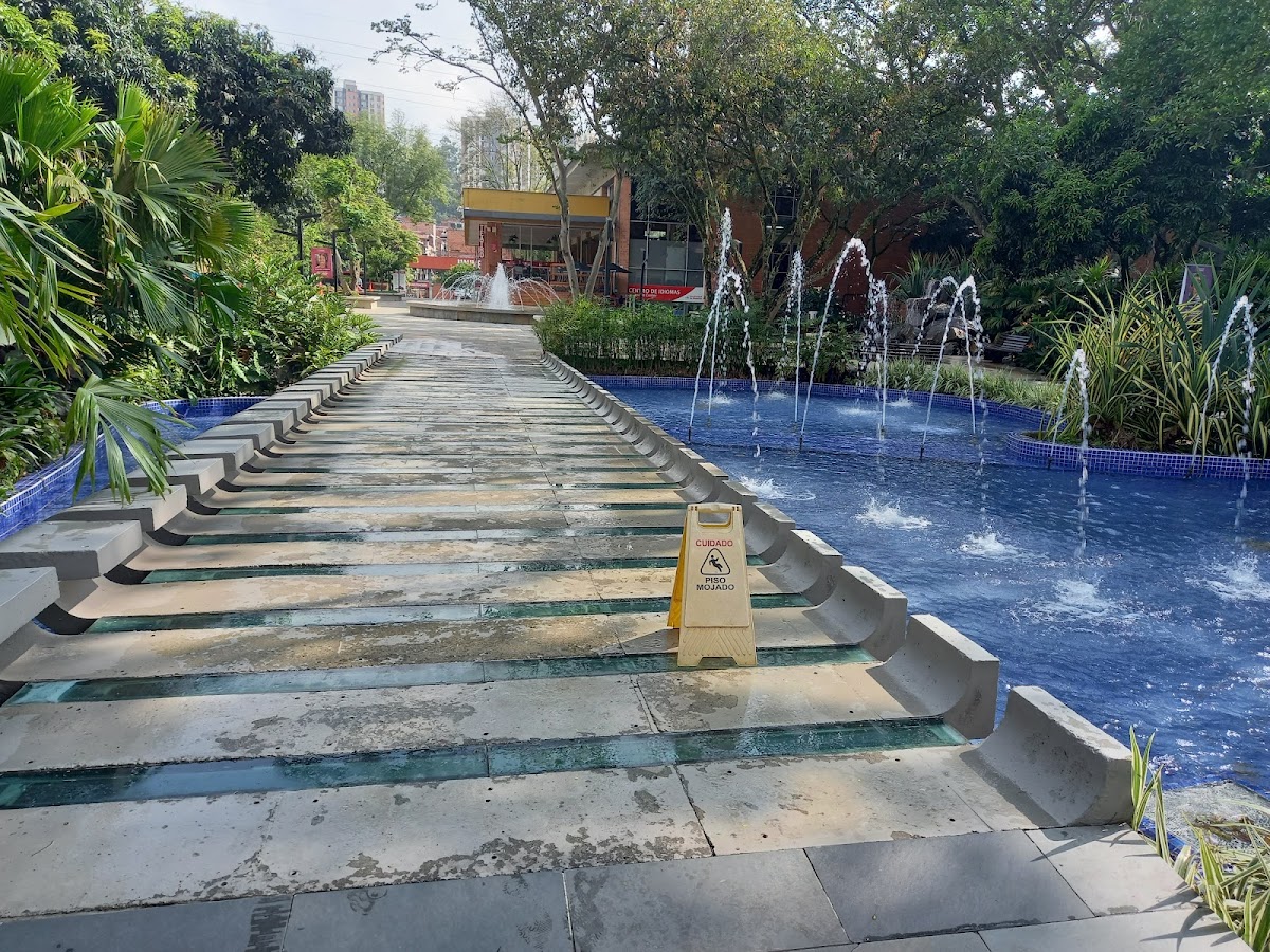 Universidad de Medellín photo 6
