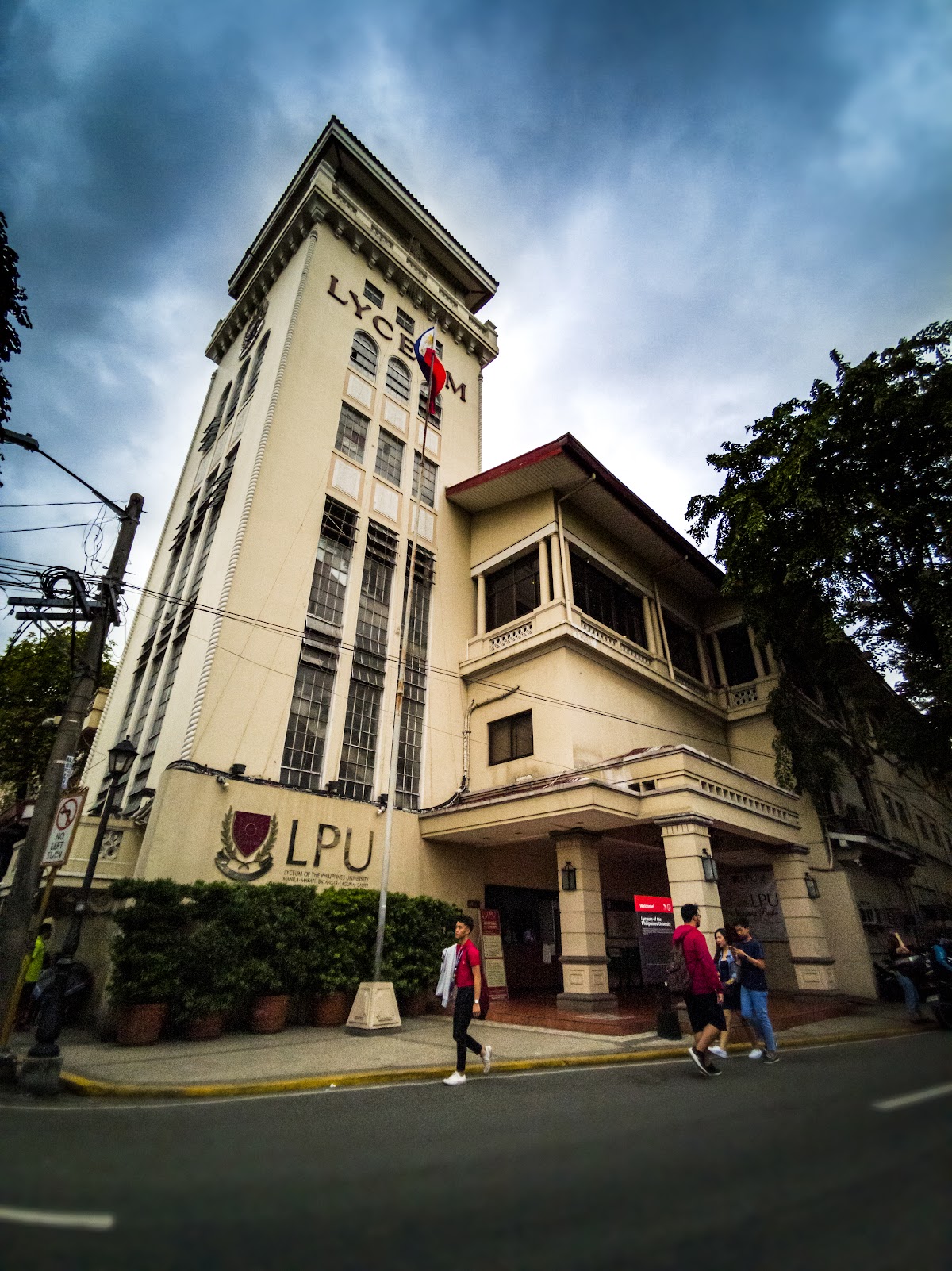 Lyceum of the Philippines University photo 8