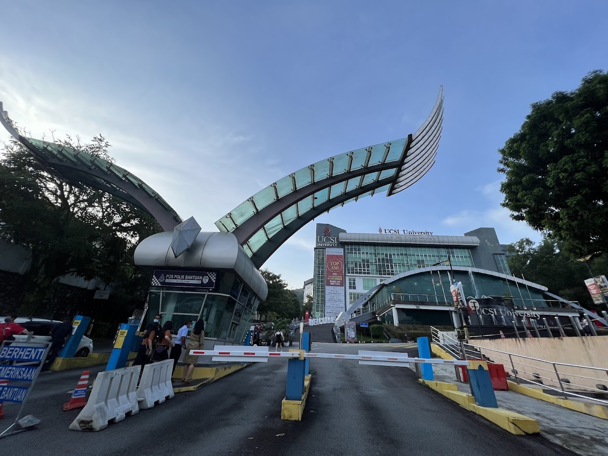 UCSI University photo 3