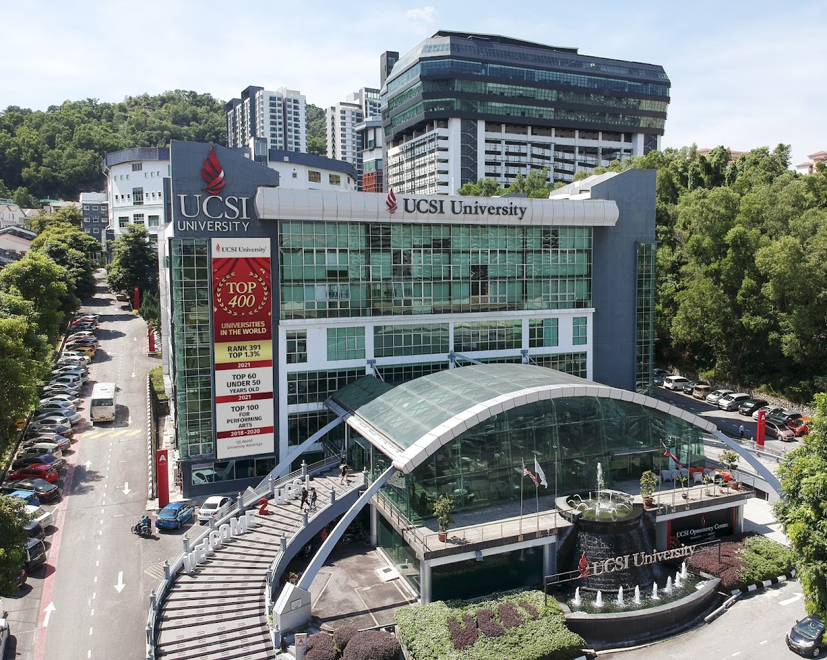 UCSI University photo 8