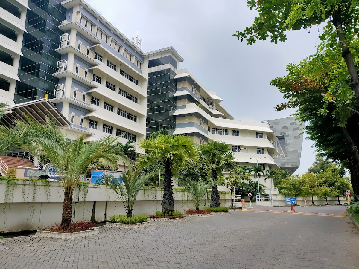 Petra Christian University photo 5