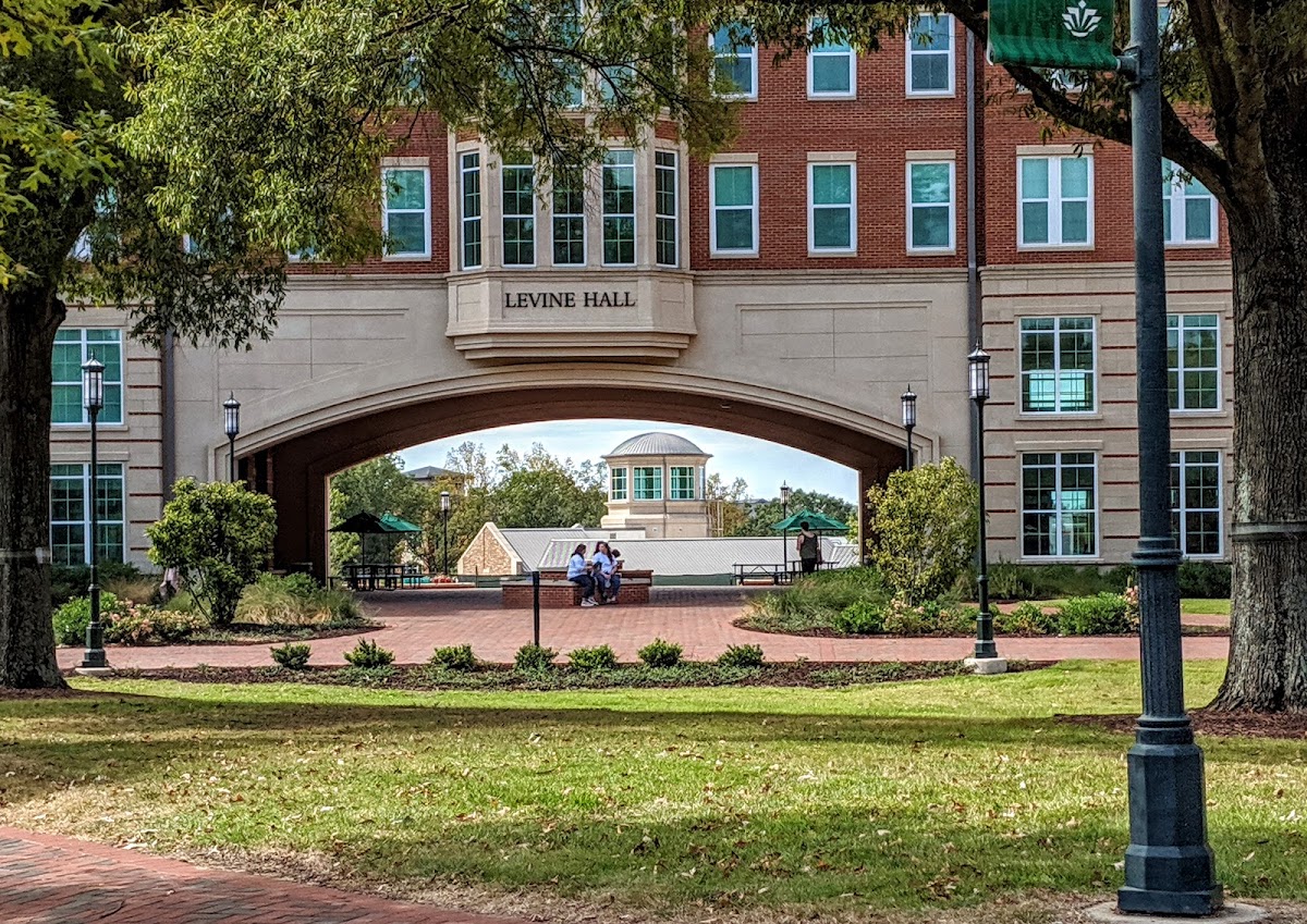 College of 2920 photo 1