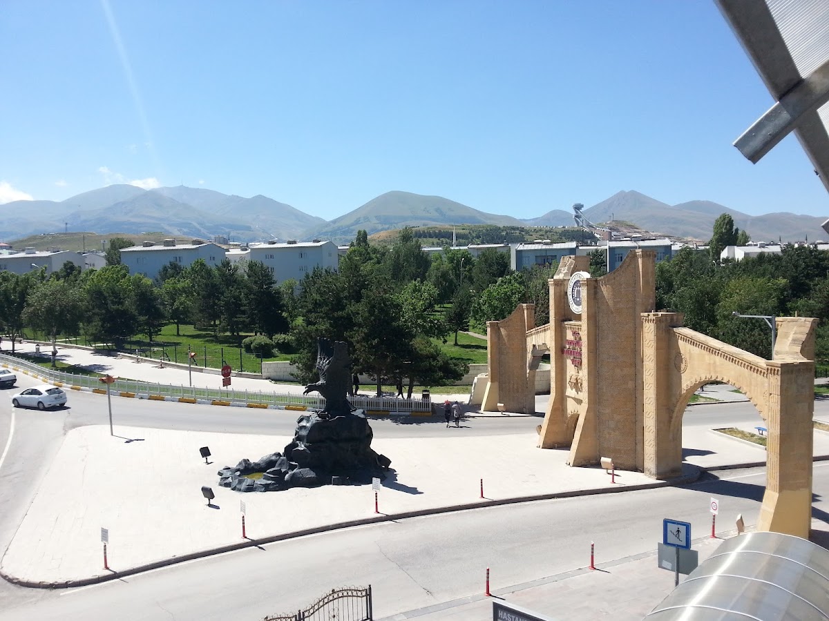 Atatürk University photo 4