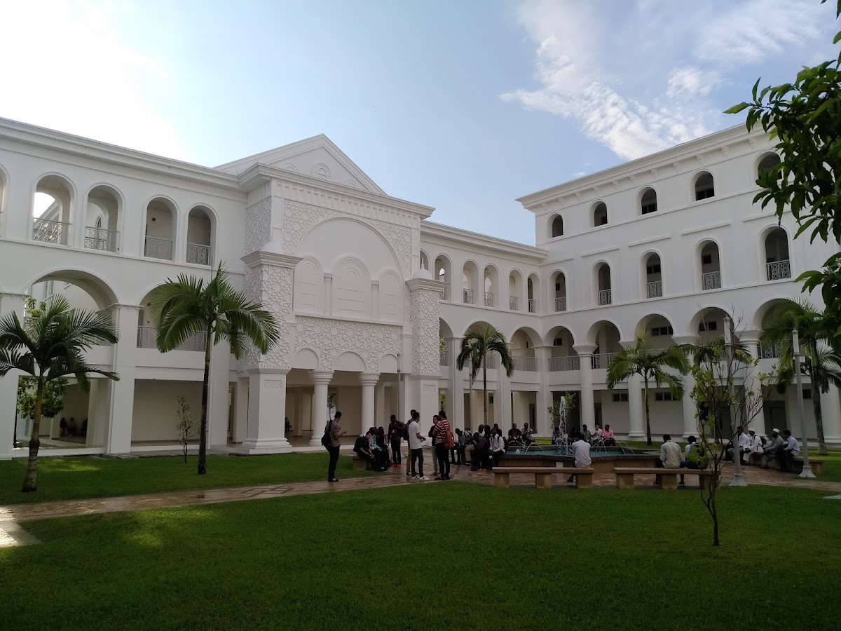 Albukhary International University photo 3
