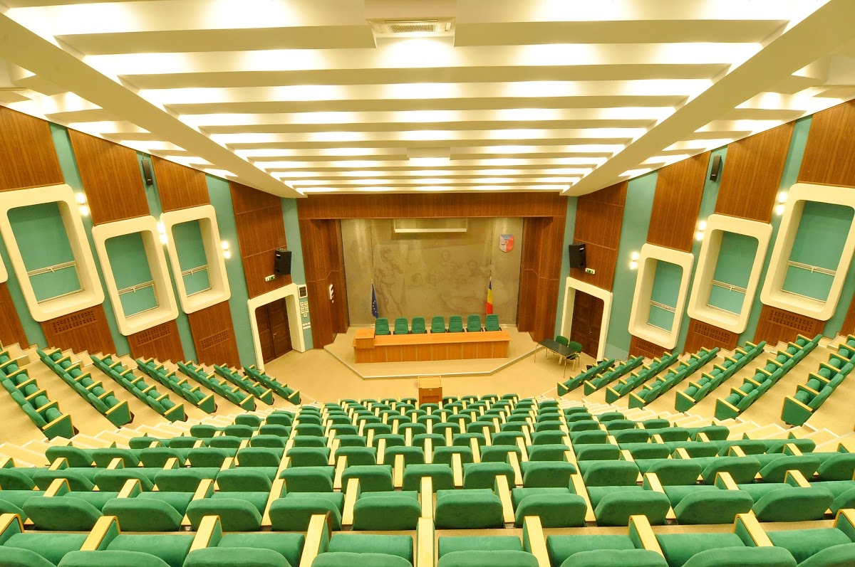 University of Medicine and Pharmacy of Craiova photo 3