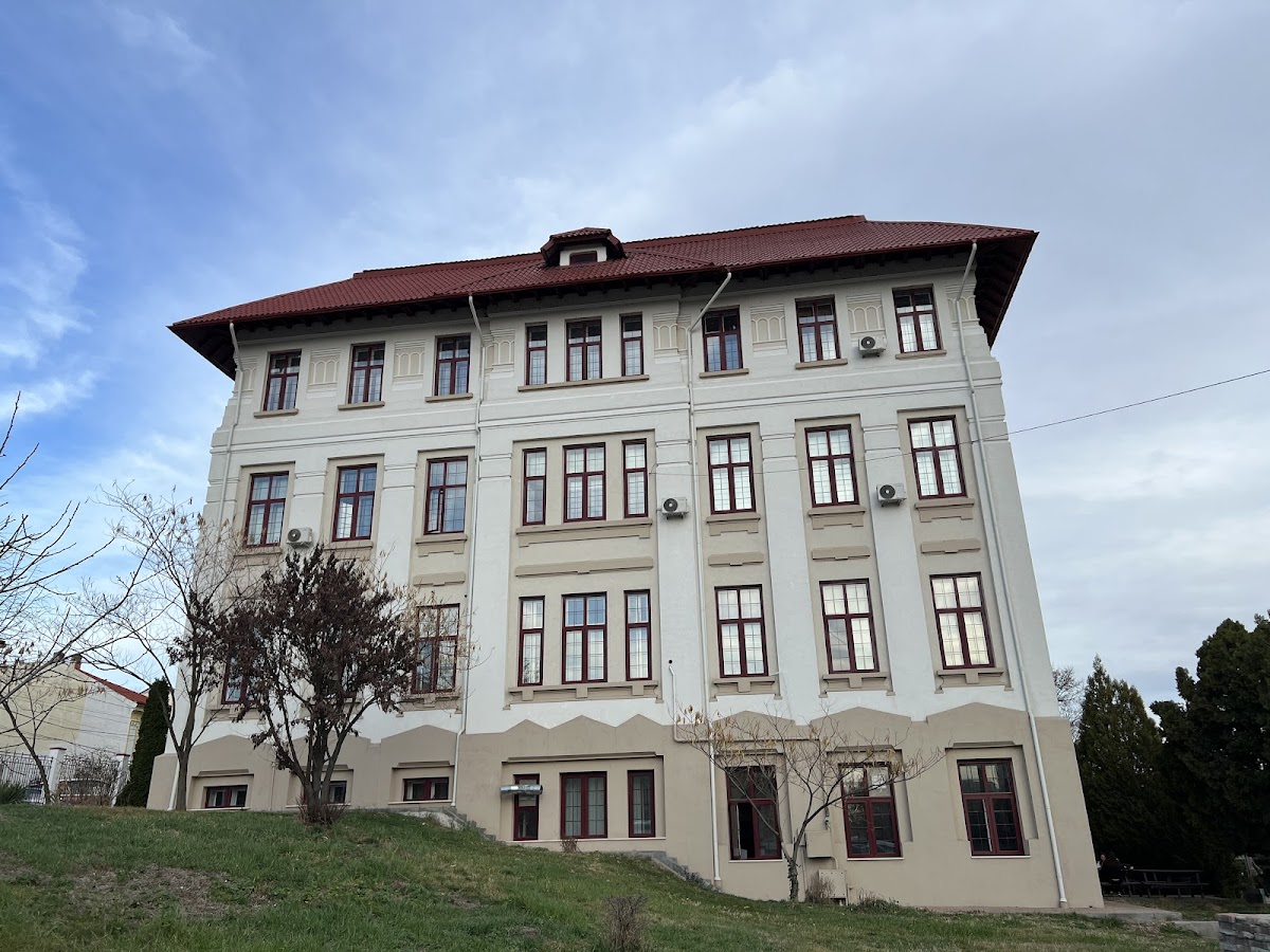 University of Medicine and Pharmacy of Craiova photo 8