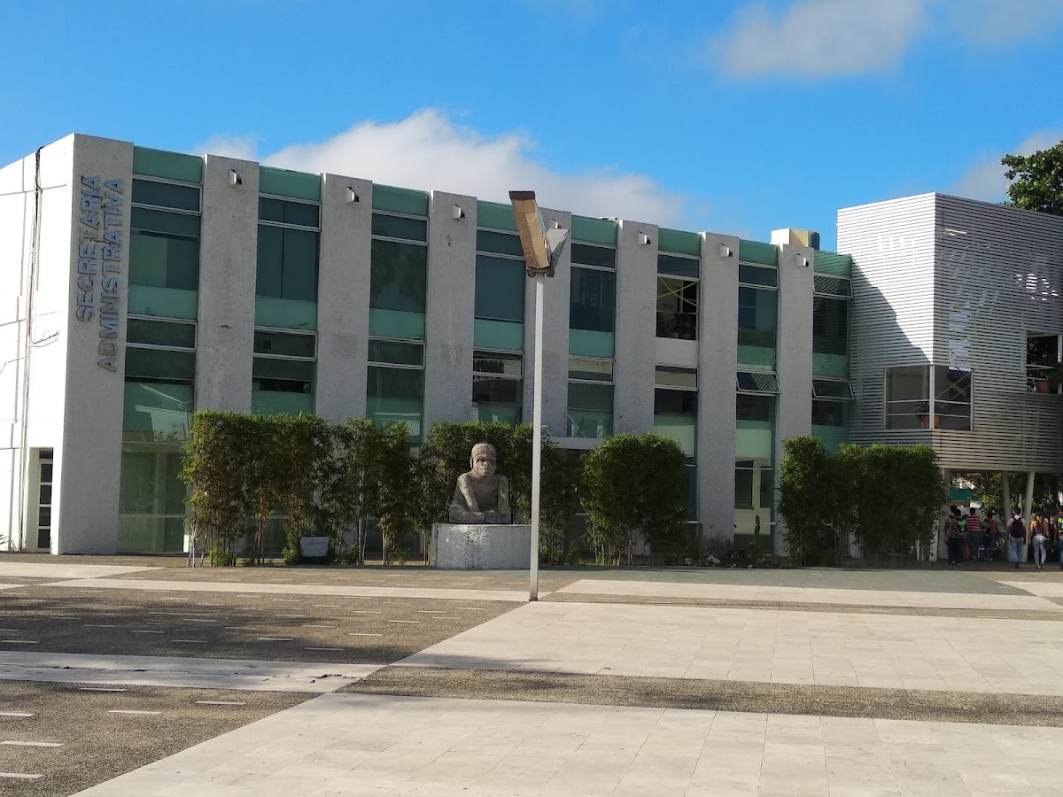 Autonomous University of Tabasco photo 7