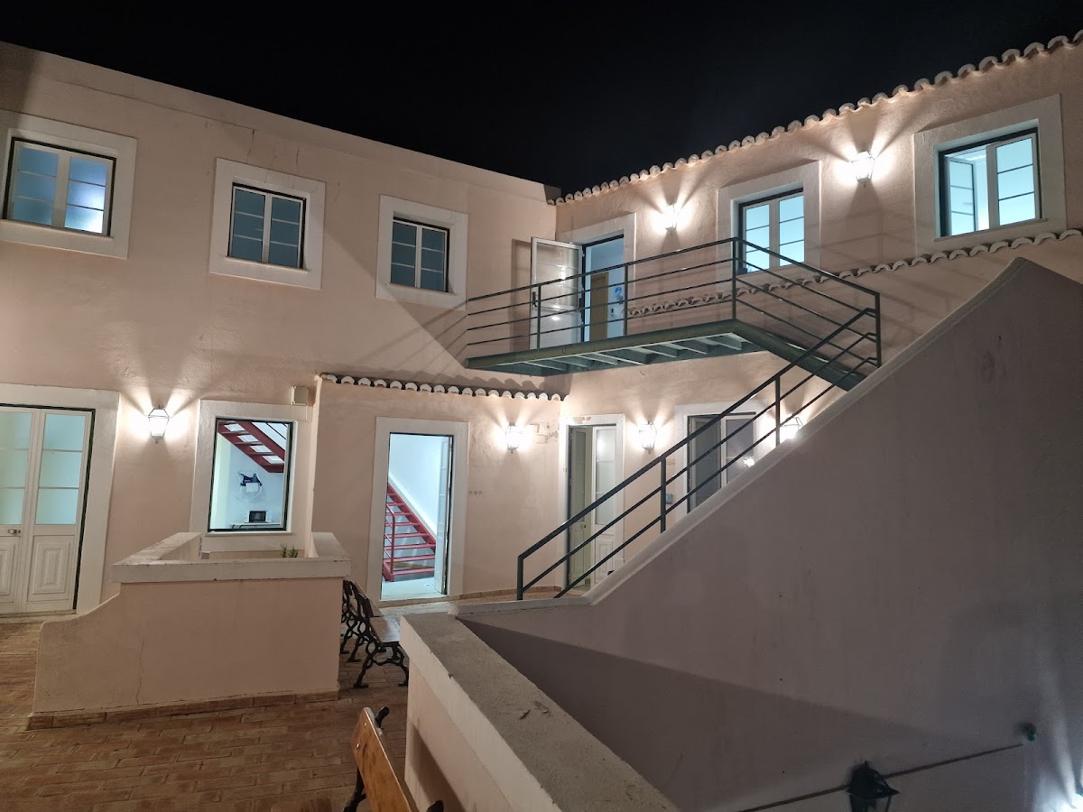 Instituto Superior Manuel Teixeira Gomes photo 1