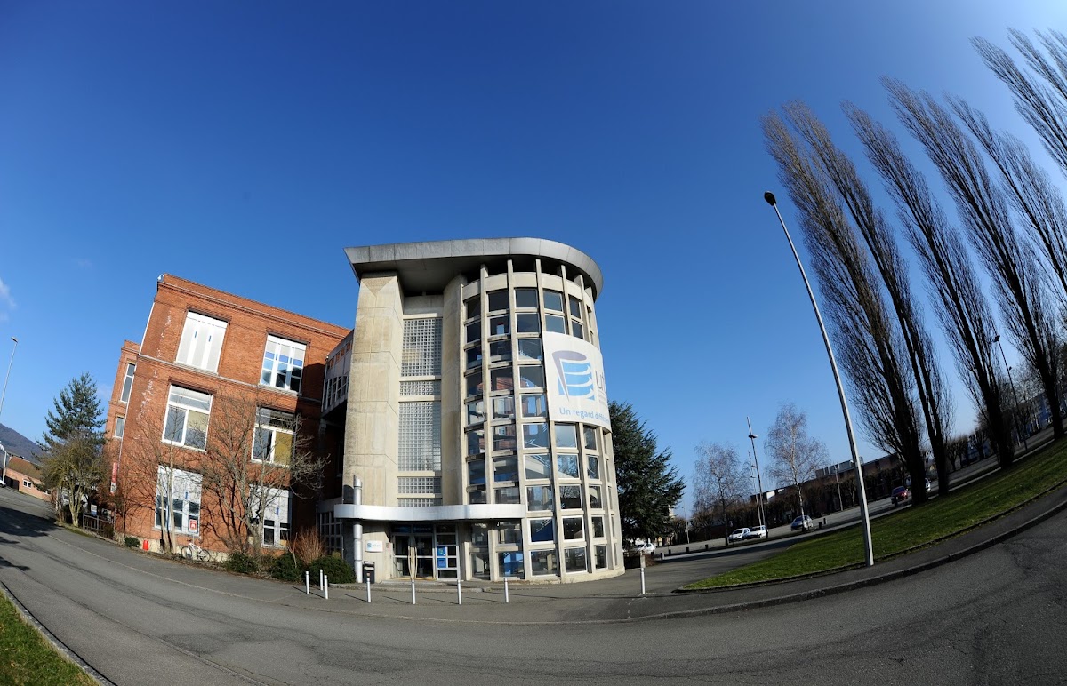 Université de Technologie de Belfort-Montbéliard photo 1