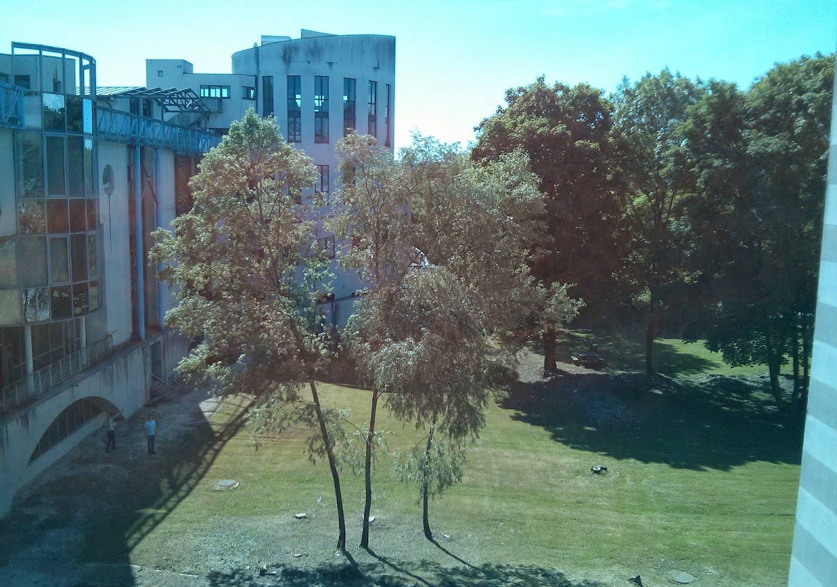 Université de Technologie de Belfort-Montbéliard photo 6