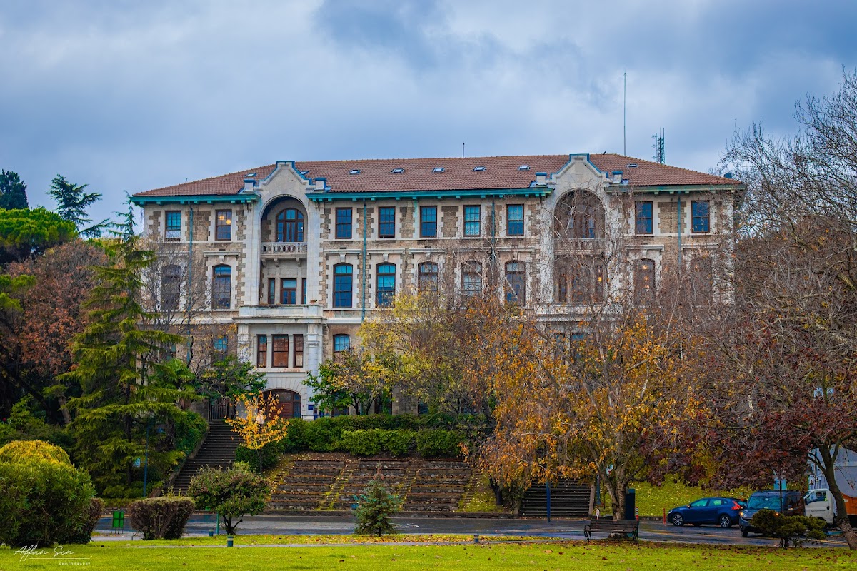 Boğaziçi University photo 2