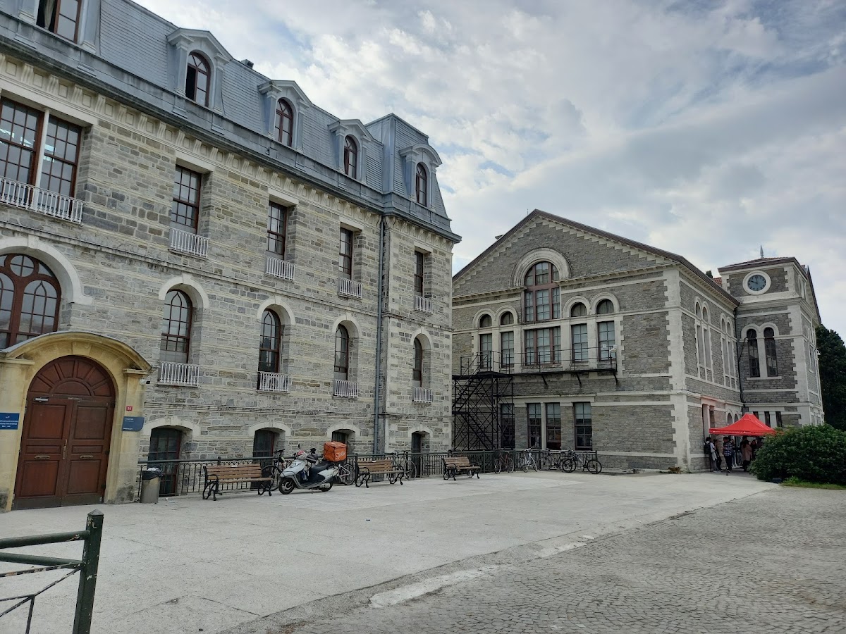 Boğaziçi University photo 4