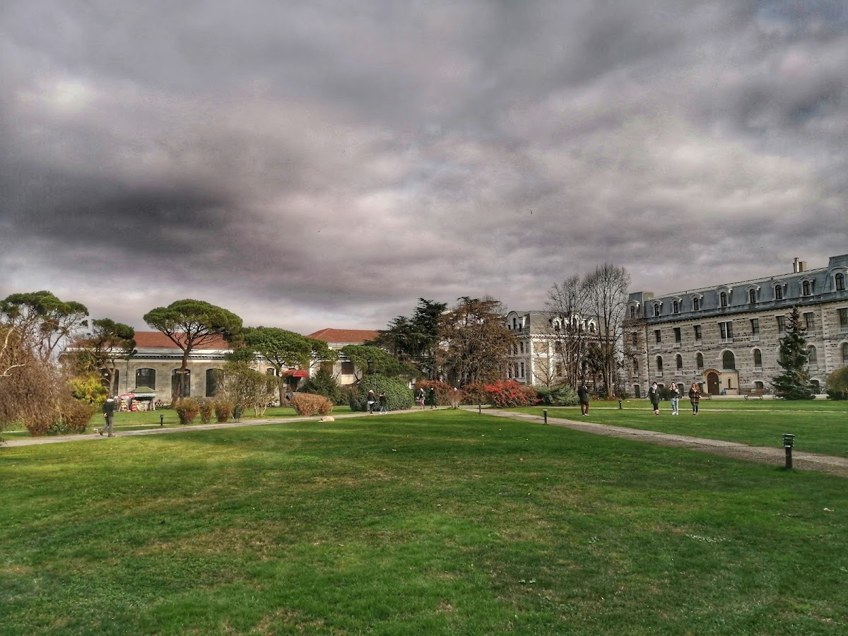 Boğaziçi University photo 6