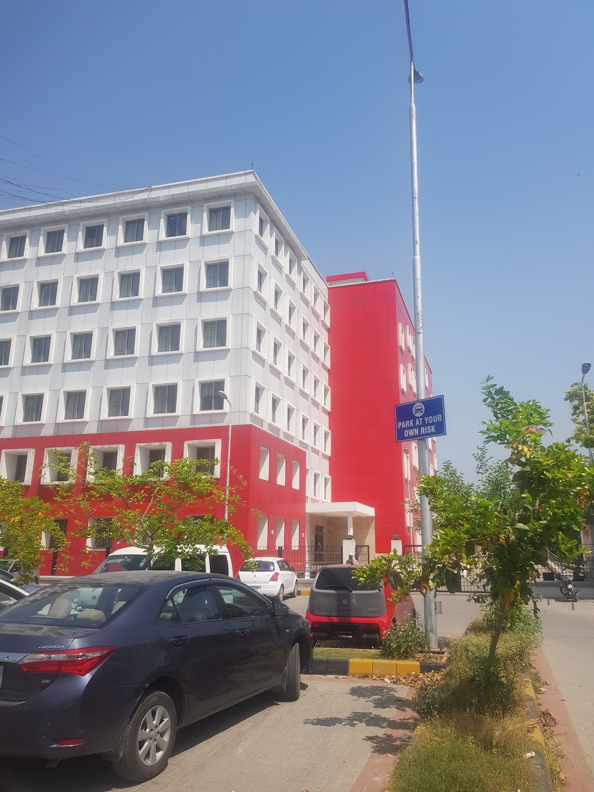 Shaheed Zulfiqar Ali Bhutto Medical University photo 8