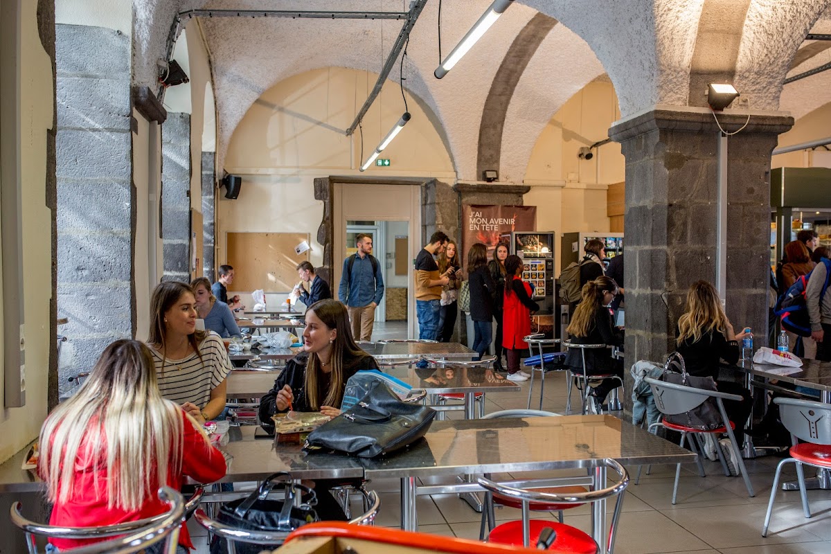 ESC Clermont Business School photo 6