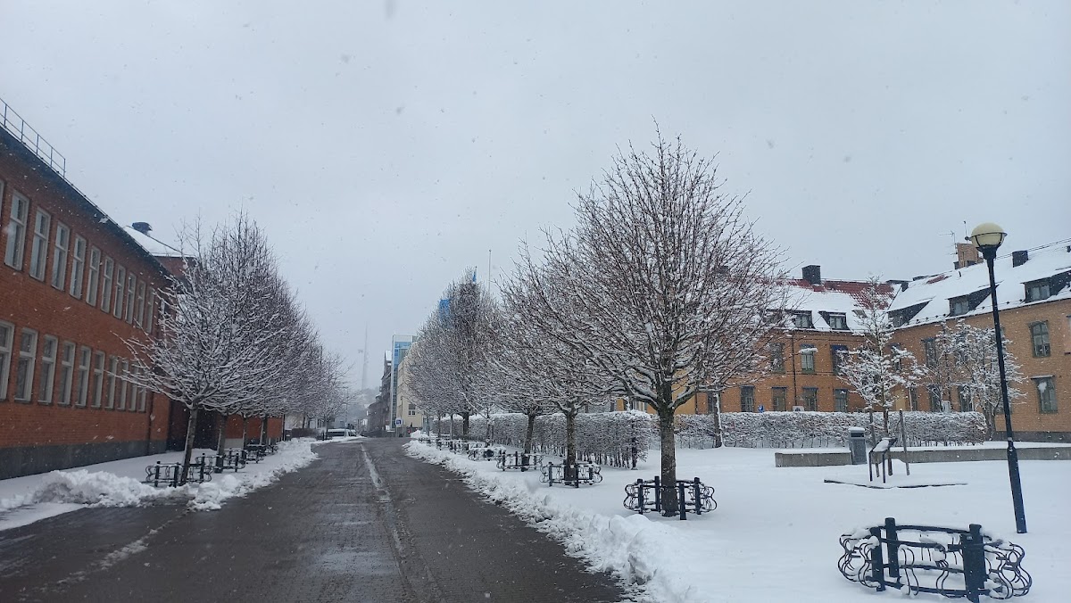 University West photo 2