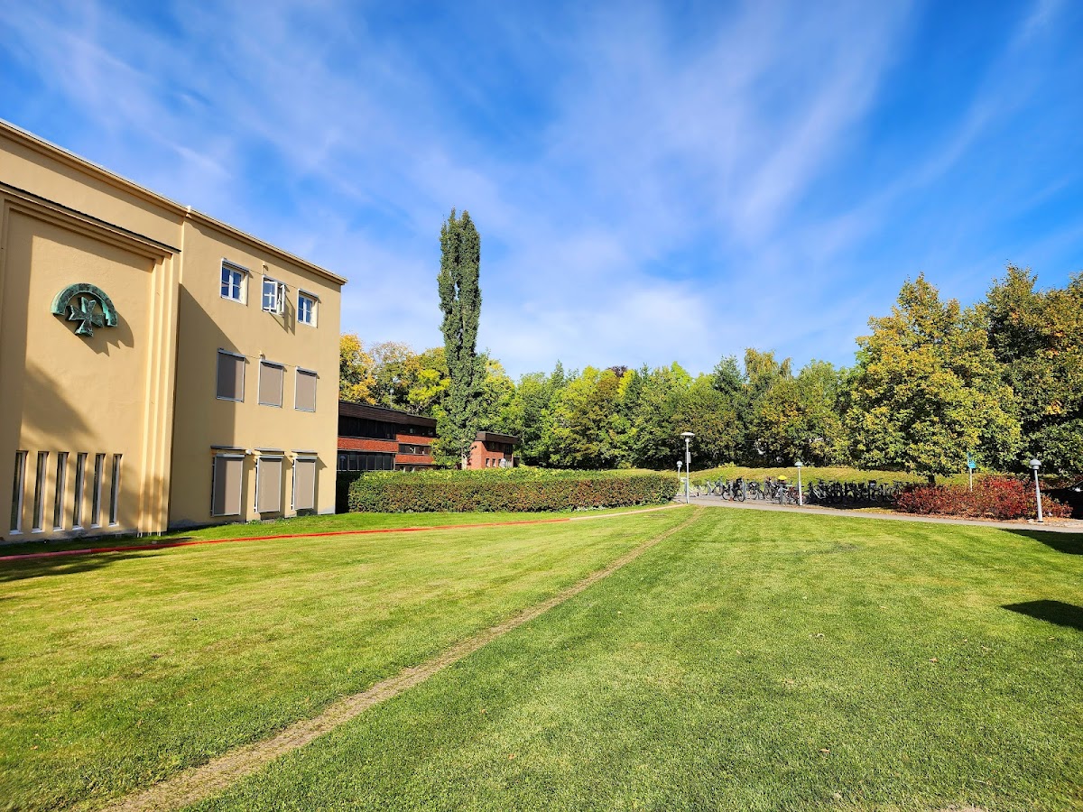 VID Specialized University photo 2