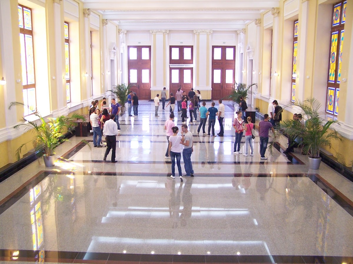 University of Craiova photo 3