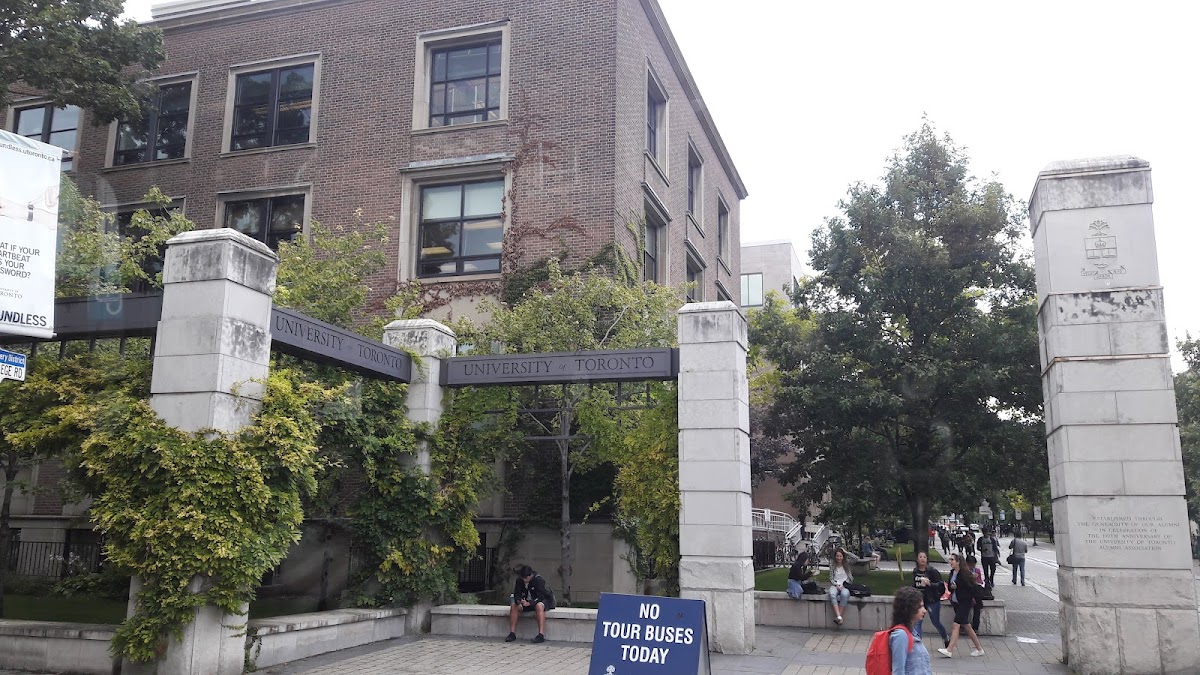 University of Toronto Schools photo 4