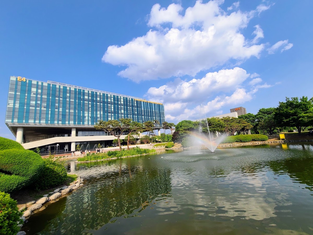 Korea Advanced Institute of Science and Technology (KAIST) photo 6