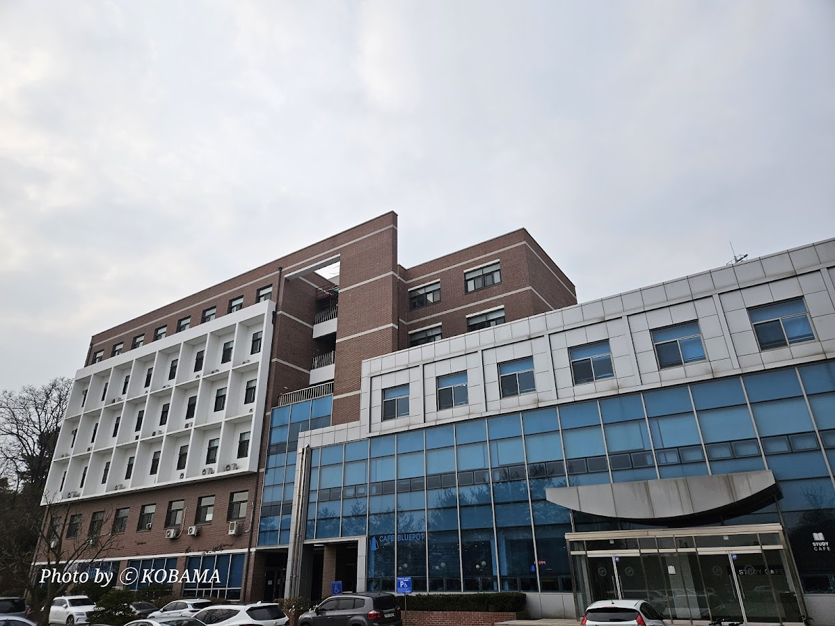 Hallym University photo 8