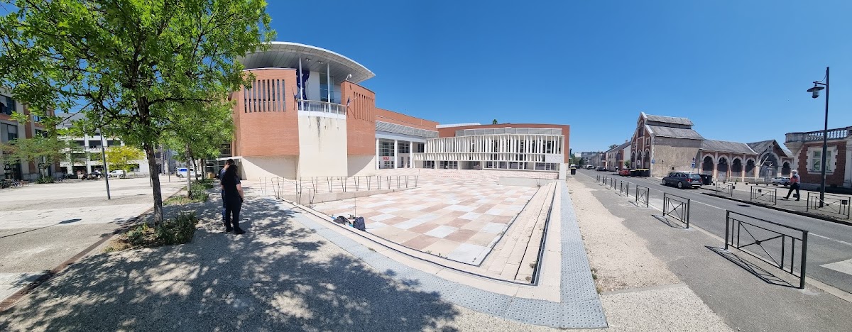 INSA Centre Val de Loire photo 1