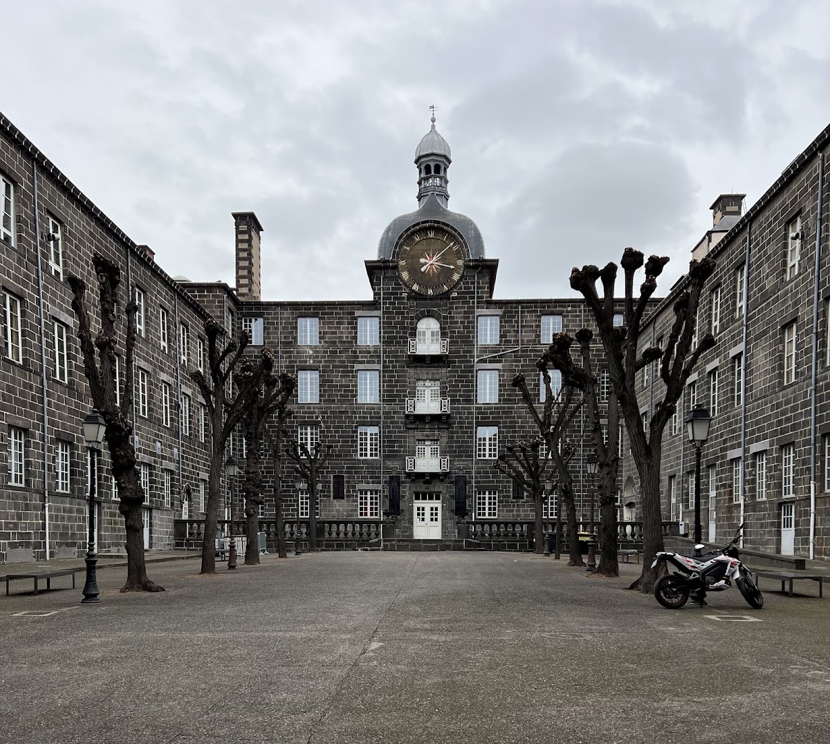 University of Clermont Auvergne photo 7