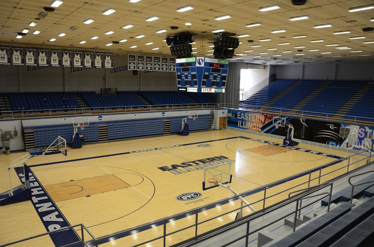 Eastern Illinois University photo 3