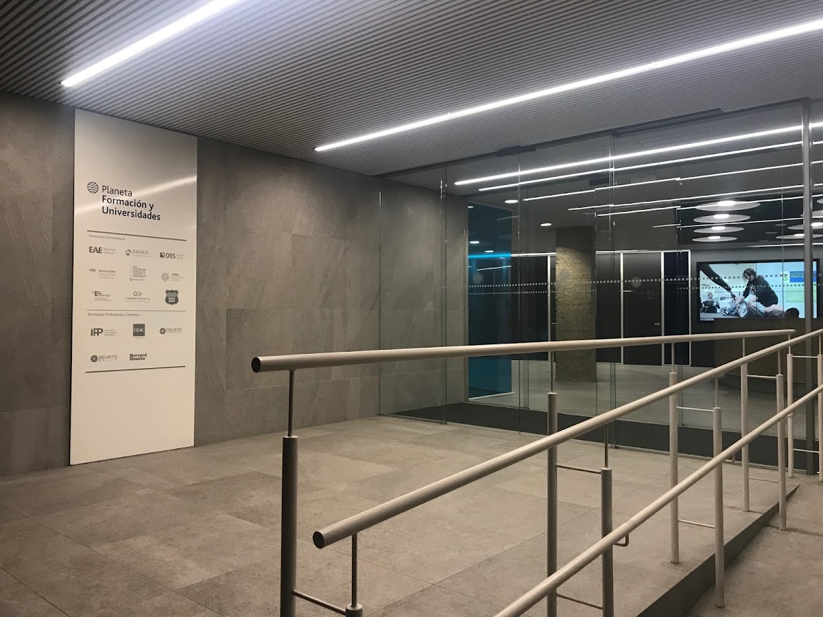 OBS Business School photo 9