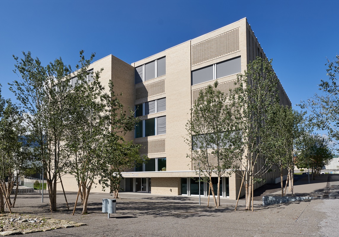 Lucerne University of Applied Sciences and Arts photo 3