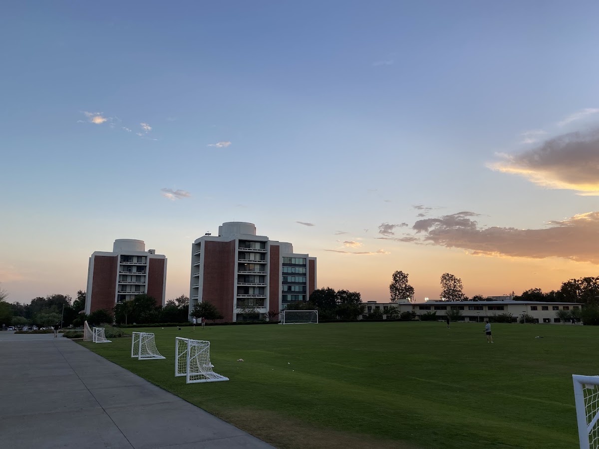 Claremont McKenna College photo 3